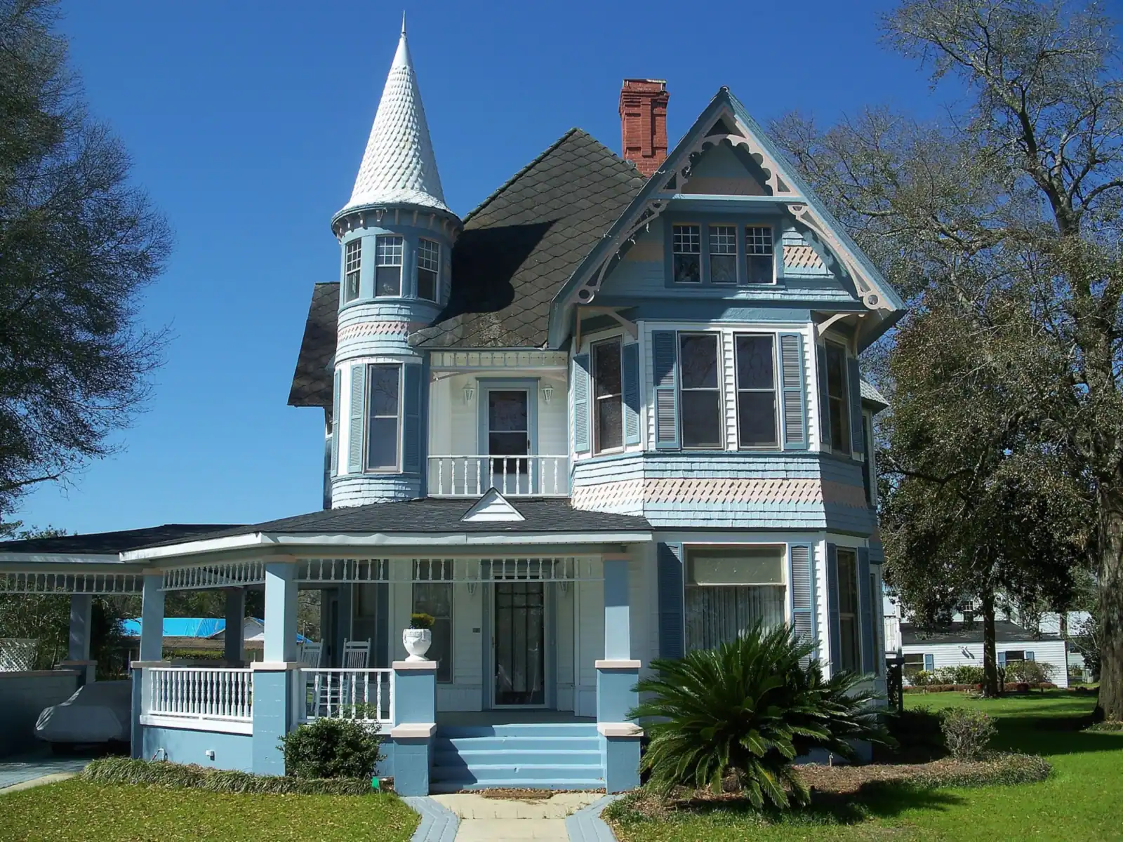 A Victorian house in the DeFuniak Springs historic district